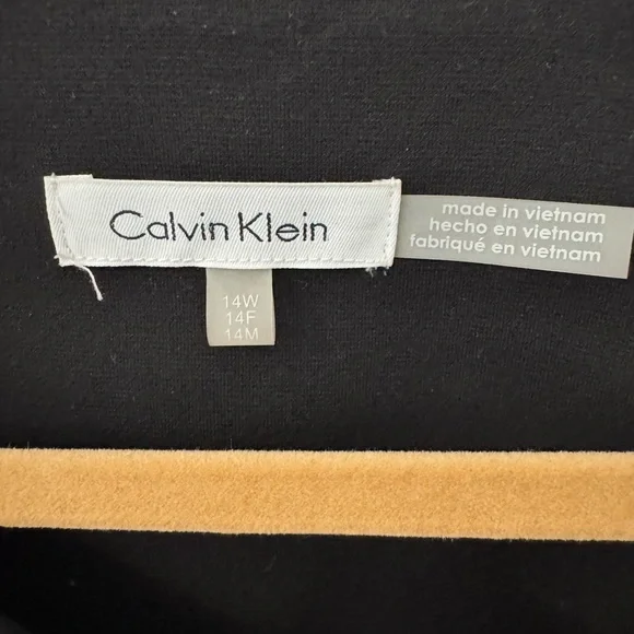 Calvin Klein Women's Black and White Textured Blazer - Picture 3 of 3